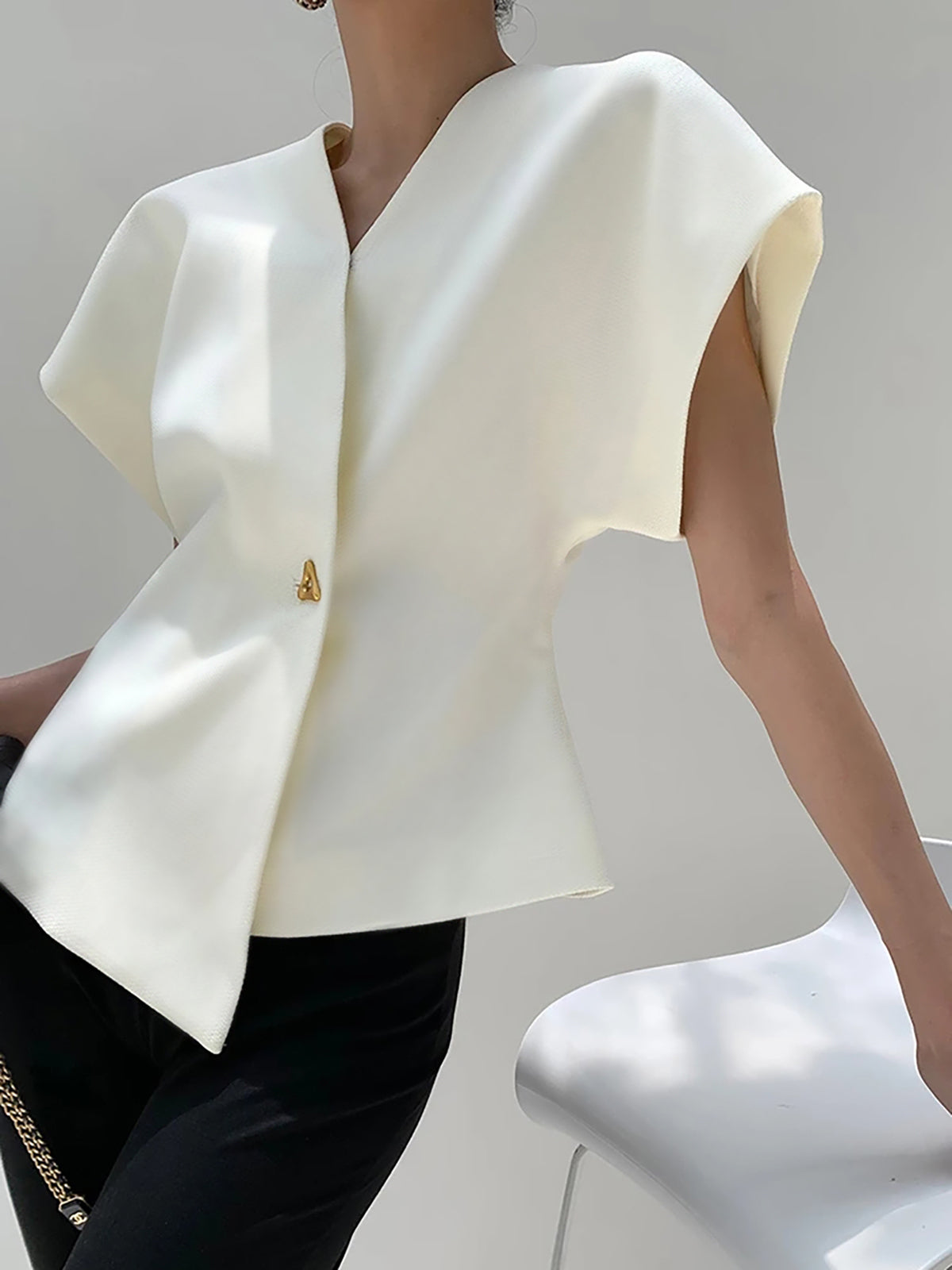 Meyra - V-Neck Asymmetric Top