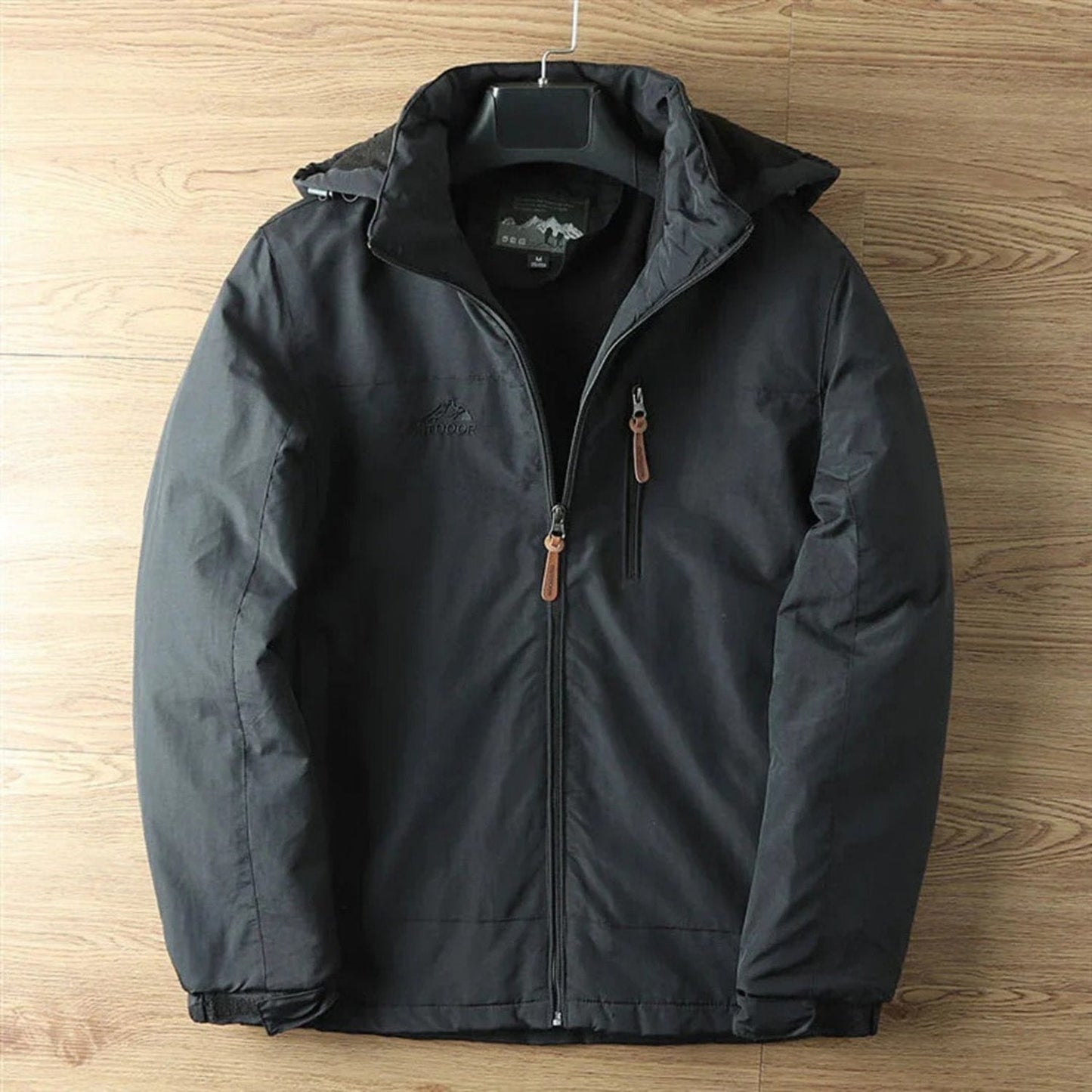 Chaqueta cortavientos deportiva con capucha | Ideal para actividades al aire libre