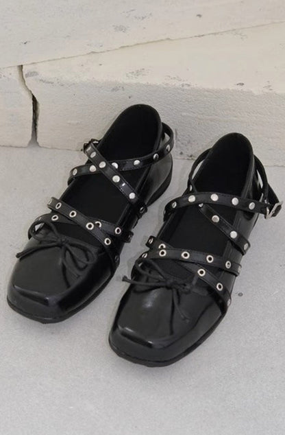 Bowknot Rivet Leather Ballet Flat