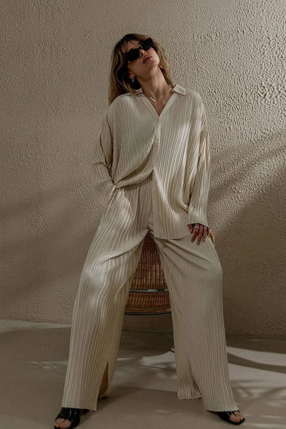 Conjunto de pantalón plisado de manga larga de color liso