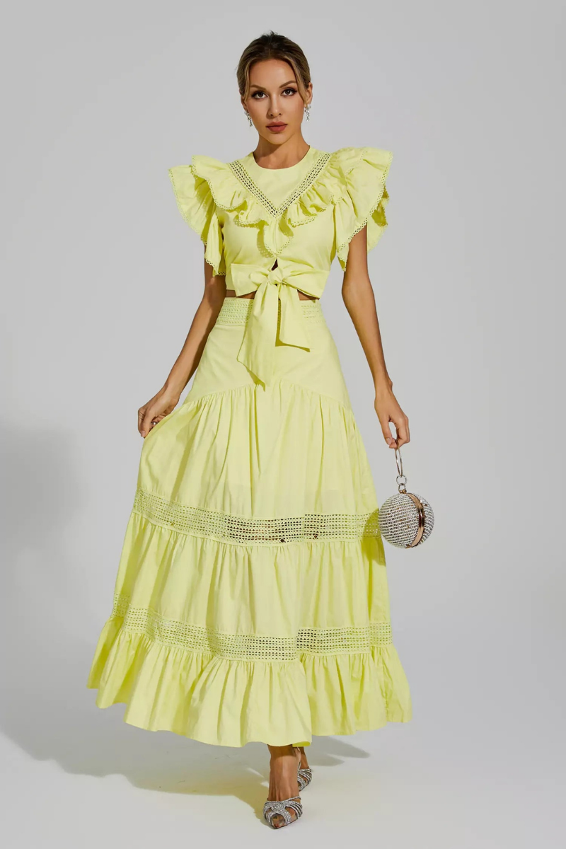 Conjunto de falda con volantes y cuello redondo Coraline