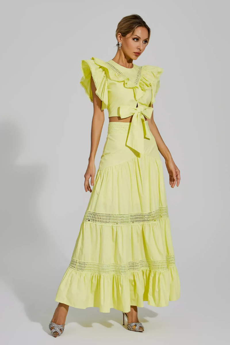 Conjunto de falda con volantes y cuello redondo Coraline