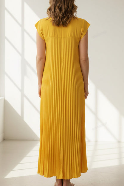 Crew Neck Cap Sleeve Pleated Dress