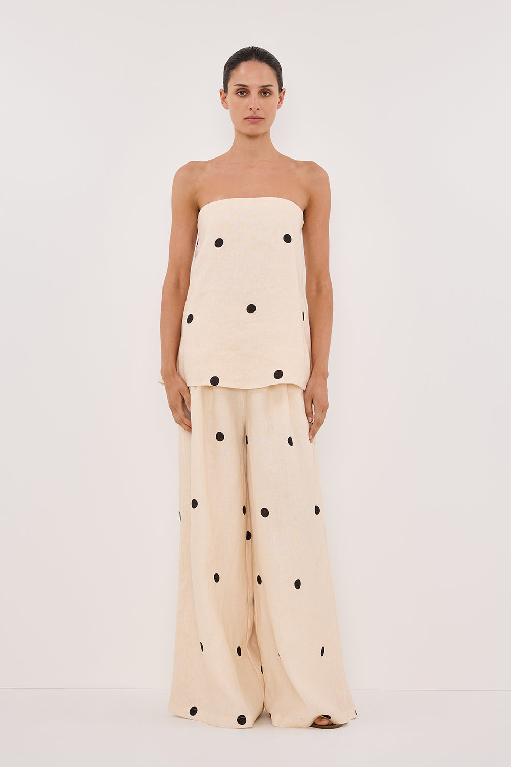 Conjunto de pantalones de lunares