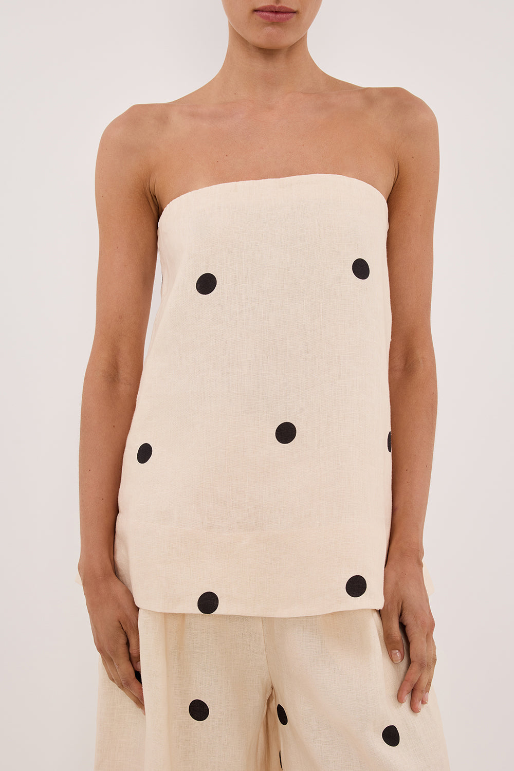 Conjunto de pantalones de lunares