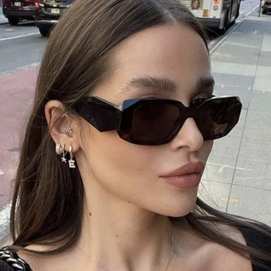 Personality Retro Square Sunglasses Female Travel Sunglasses