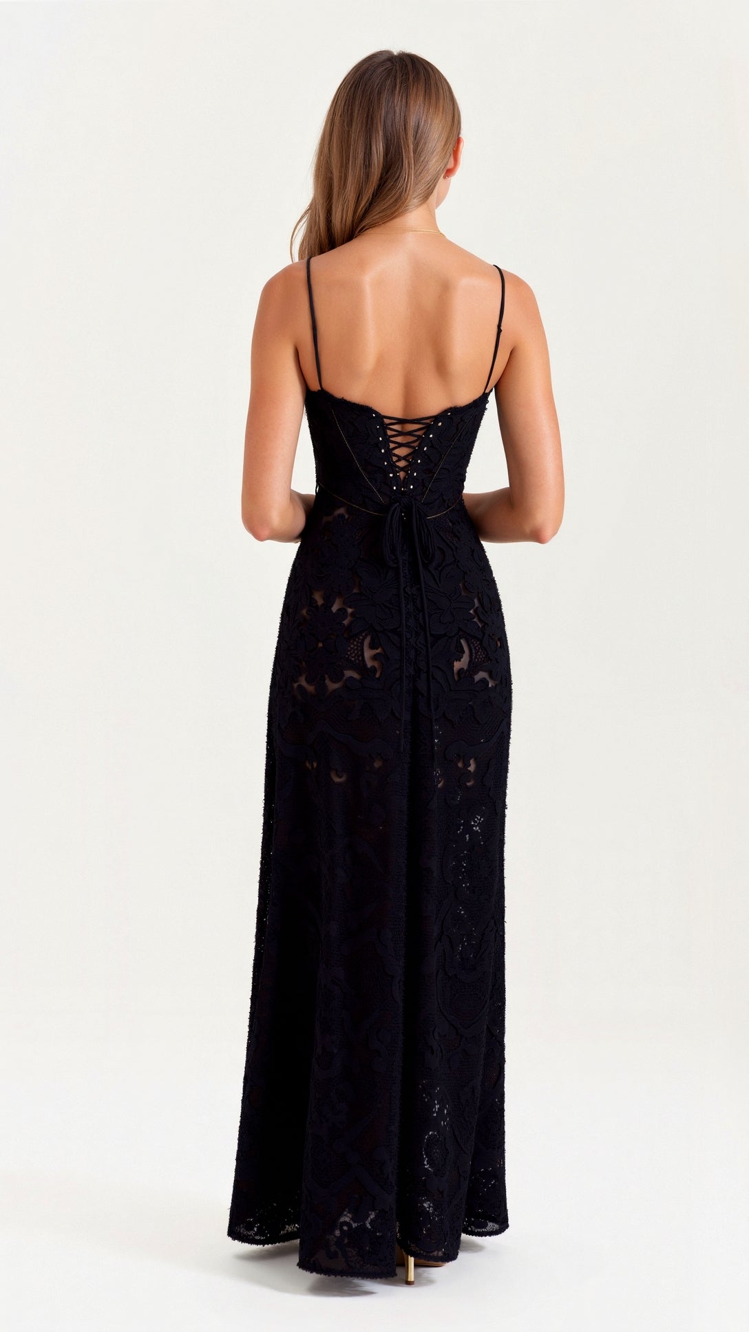 Amira | Elegant Lace Gown