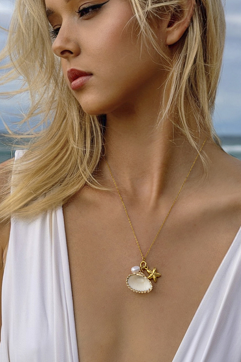Collar de perlas, estrellas de mar y conchas Flavie