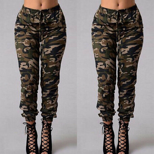 Vaqueros clásicos ajustados de camuflaje para mujer con cordón | Ideales para días informales