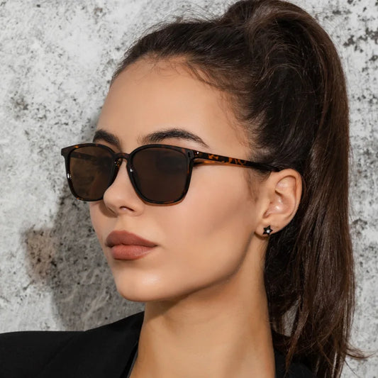 New Luxury Designer Metal Quality Sun Glasses Sunglasses