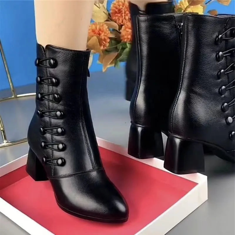 Botas veganas clásicas lisas con tacón para mujer | Ideales para el día a día