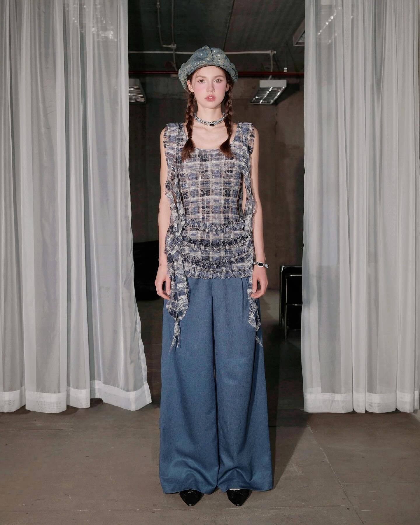 Pleated Plaid Miniskirt Sleeveless Dress