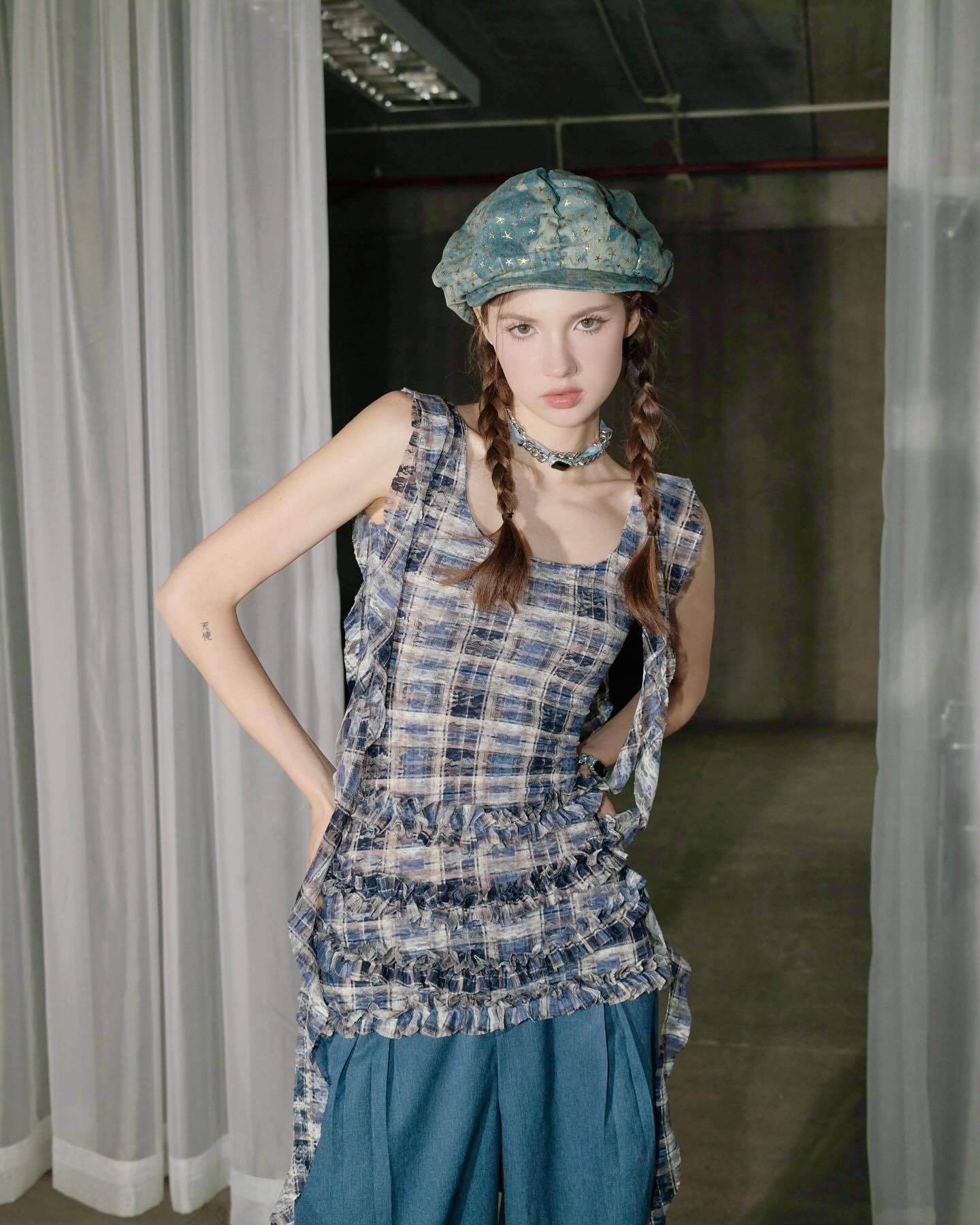 Pleated Plaid Miniskirt Sleeveless Dress
