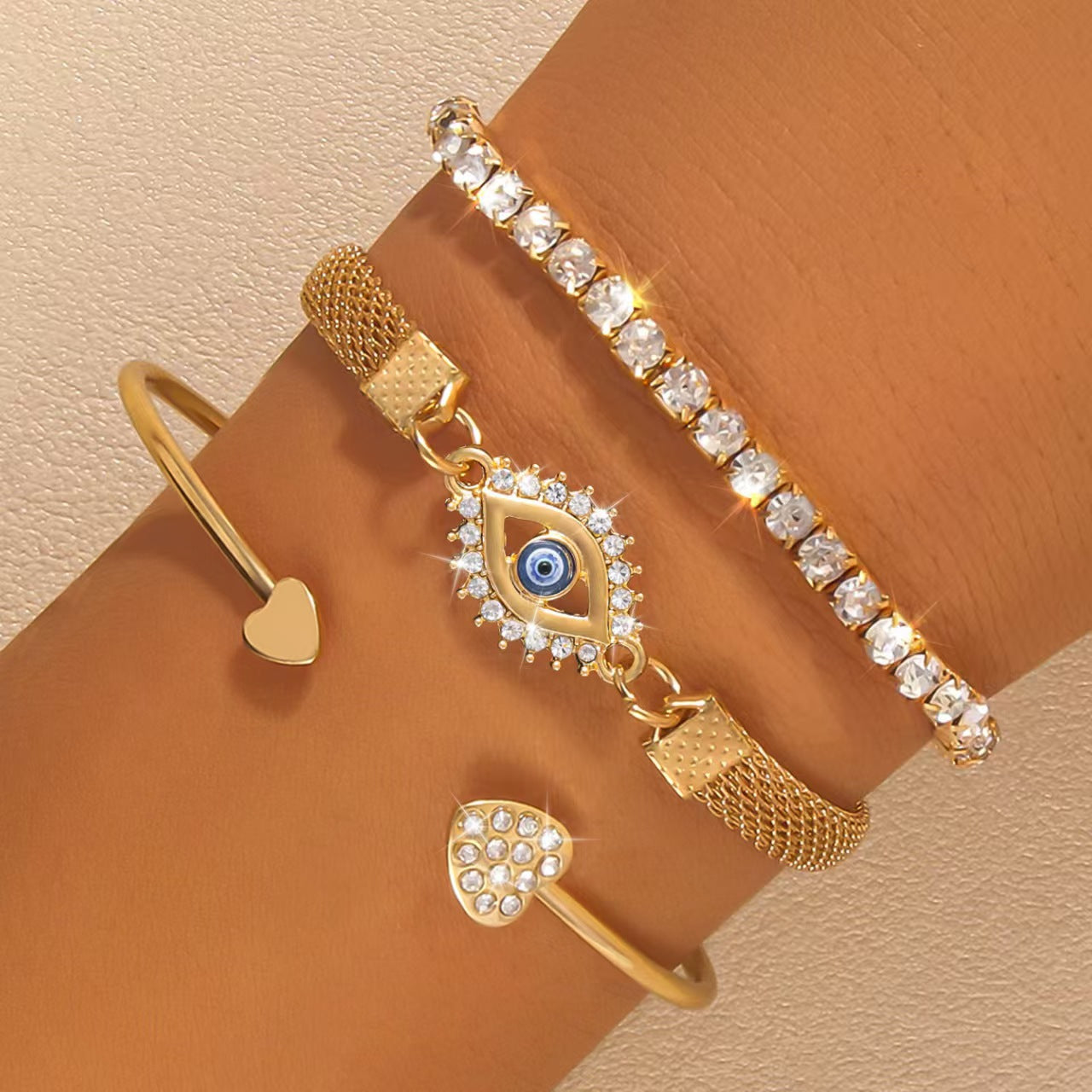 Rhinestone Heart Alloy Luxury Bracelet
