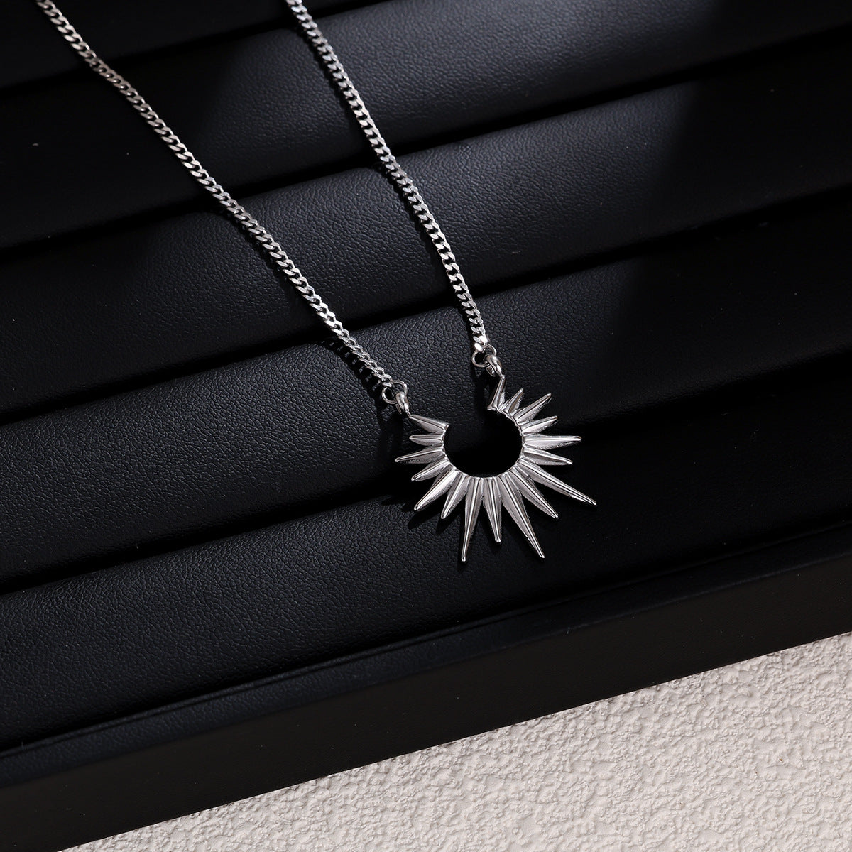 Vintage Style Gold Plated Sunflower Collar Necklace