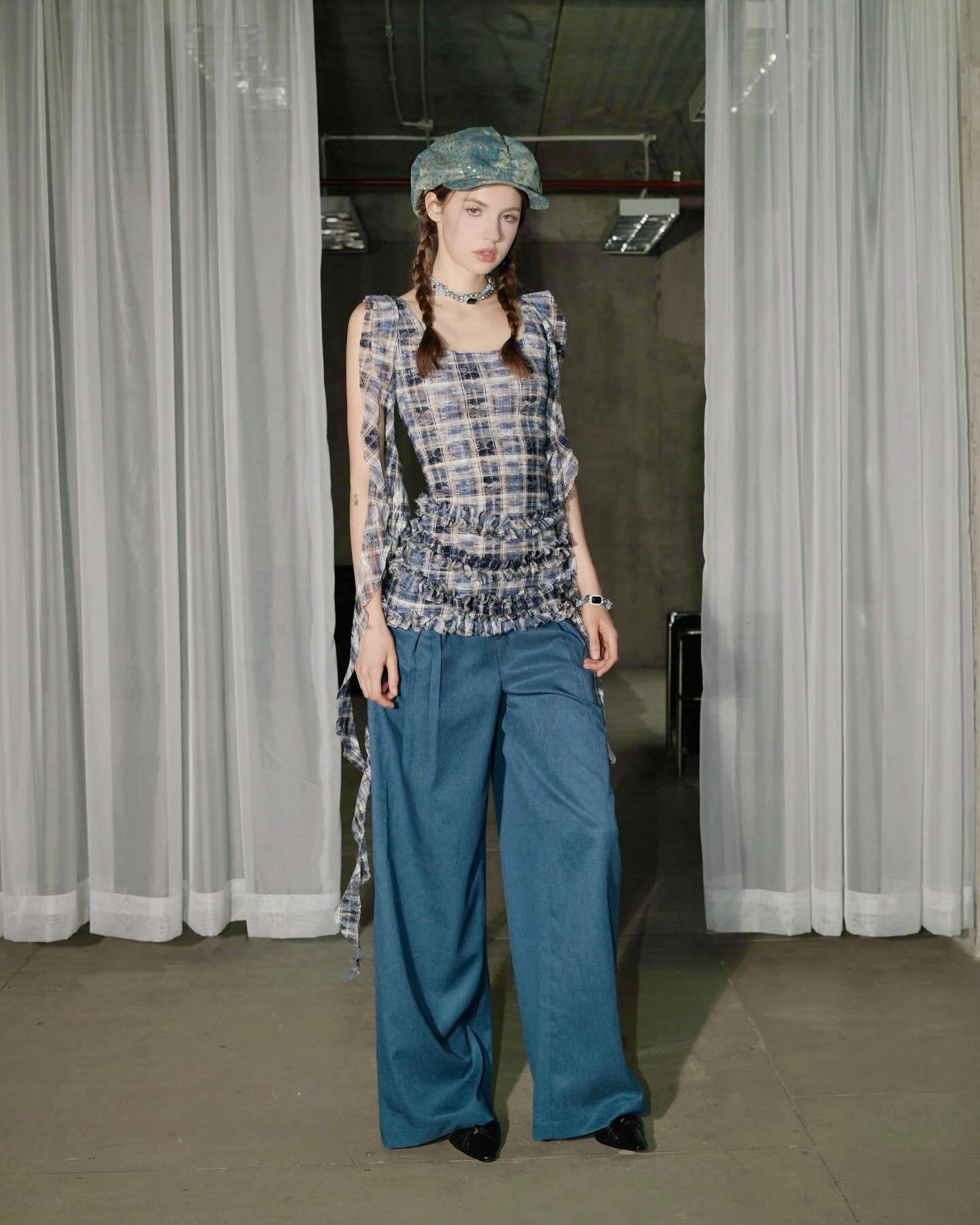 Pleated Plaid Miniskirt Sleeveless Dress