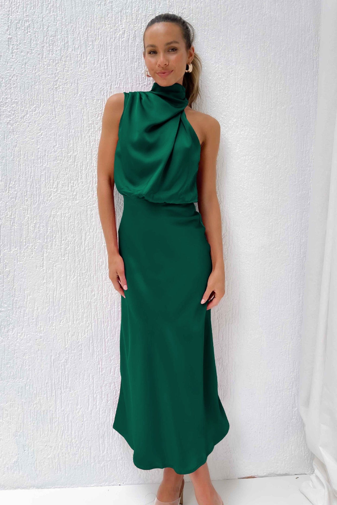 Suzy - Elegant Long Dress - for Women | Great for Formal Occasions