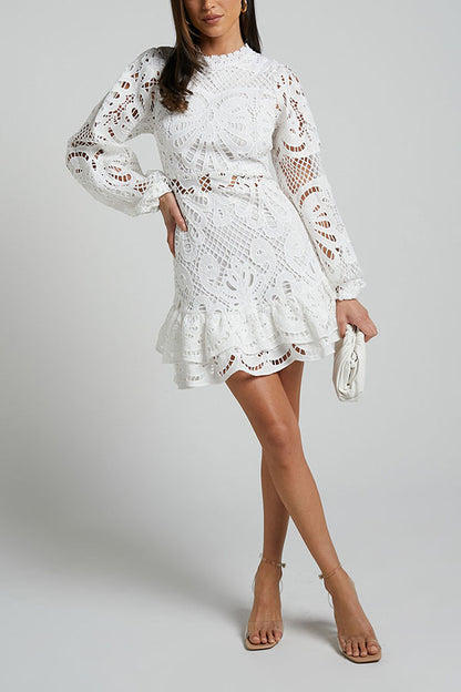 Solid Color Hollow Long-sleeved Waisted Lace Mini Dress
