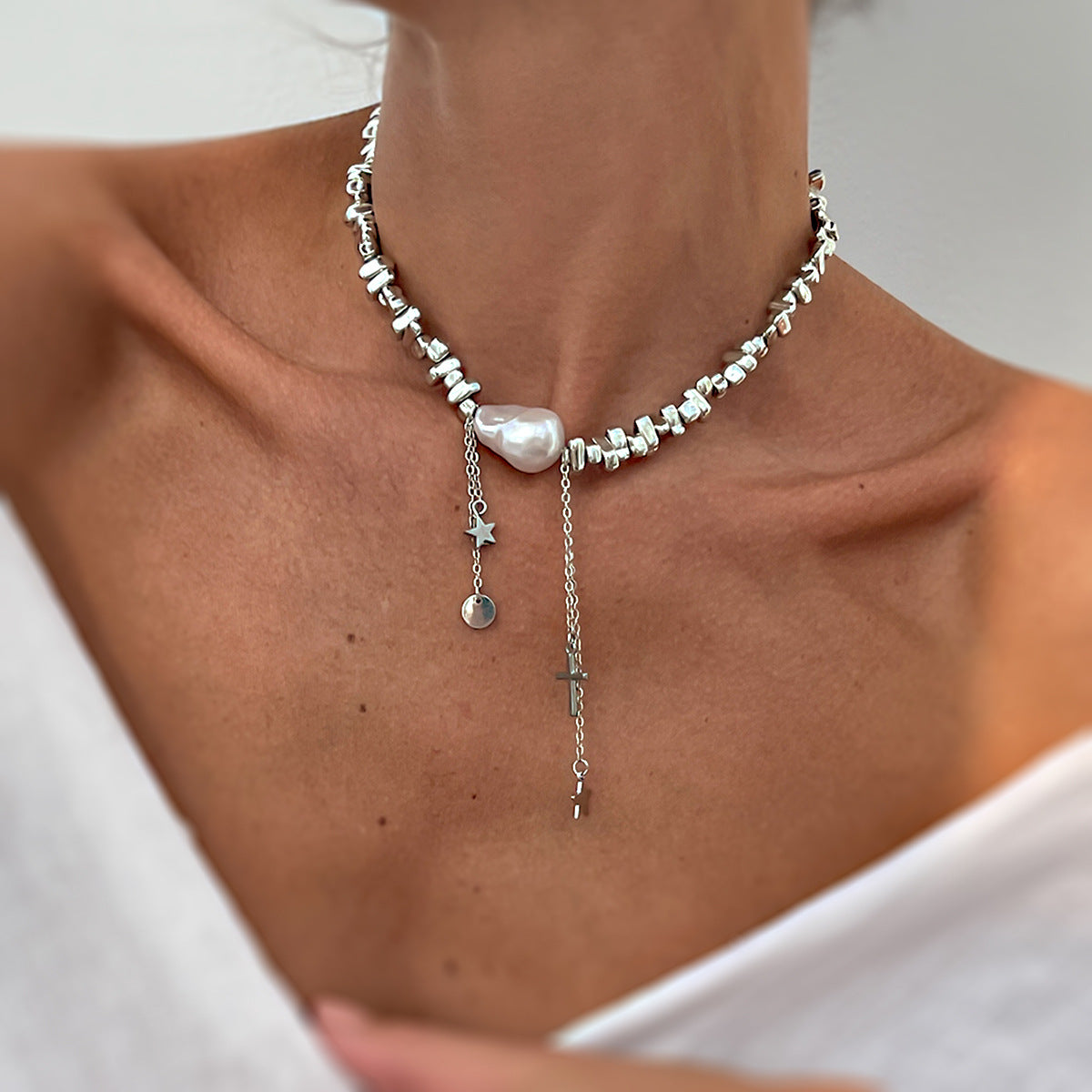 Irregular Bead Star Cross Fringe Choker Necklace