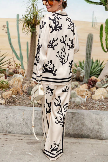 Light and Comfortable Satin Unique Print Elastic Waist Pocketed Wide Leg Pants