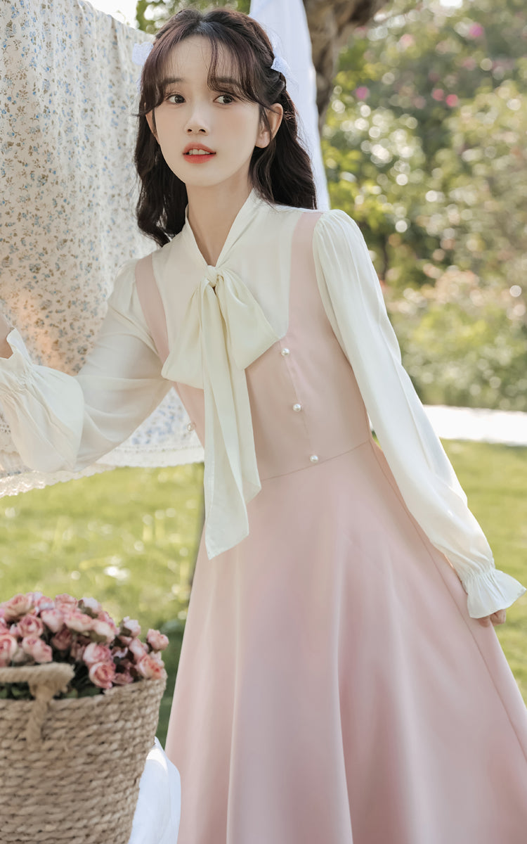 Missy Tie Neck Midi Dress