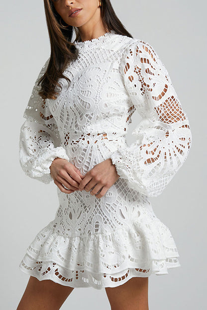 Solid Color Hollow Long-sleeved Waisted Lace Mini Dress