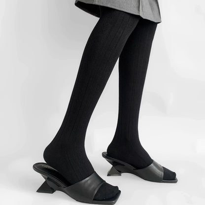 Analee Diamond Patterned Tights
