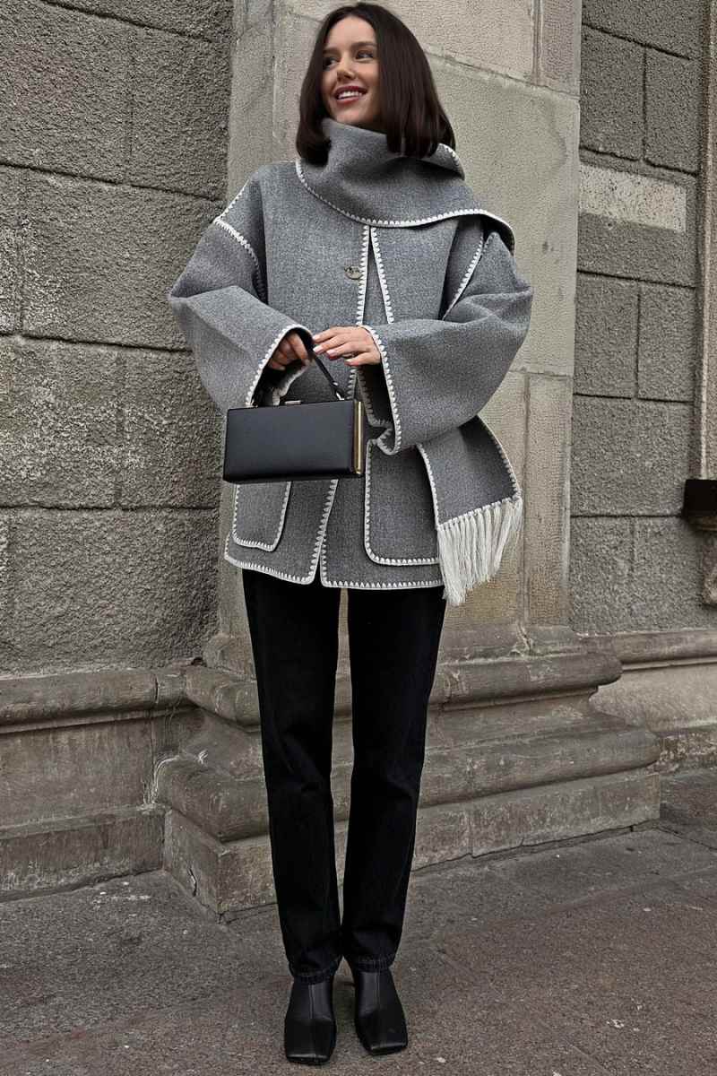 Chaqueta con bufanda Nalainda