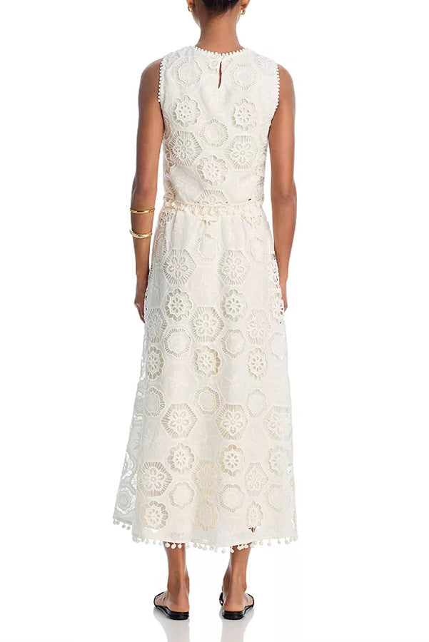 Nice Try Embroidered Crochet Lace Tassle Trim Elastic Waist Midi Skirt