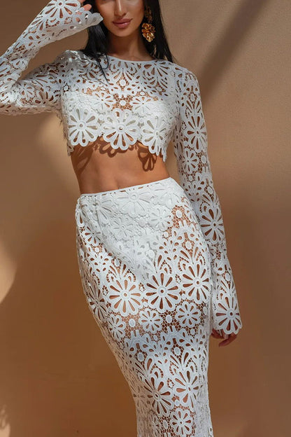 Balmy Summers Crochet Lace Floral Pattern Elastic Waist Fishtail Vacation Maxi Skirt