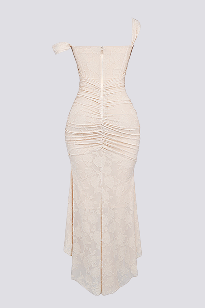 Vestido largo beis con corsé fruncido de Octavie