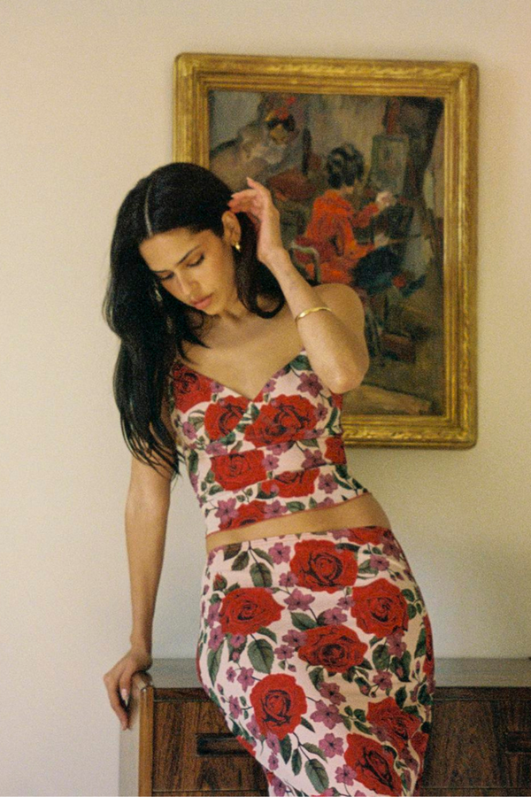 Conjunto de falda con rosa espagueti de Pelagie