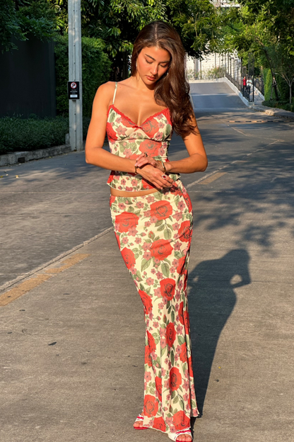 Conjunto de falda con rosa espagueti de Pelagie