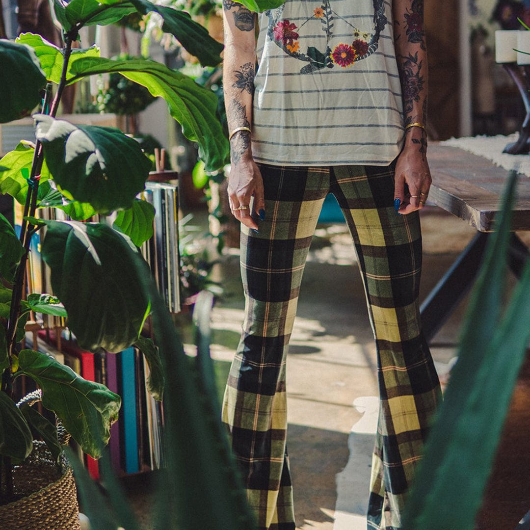 Piey - Women's Checkered Flare Trousers - Chic - Modern Style - For Daily Wear