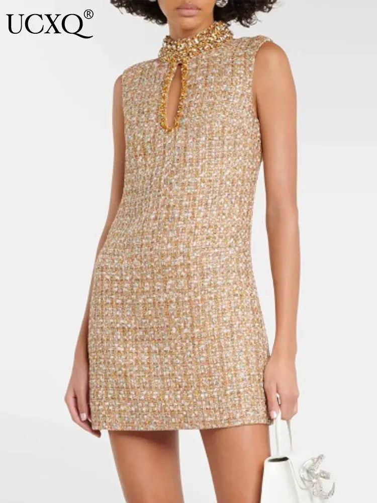 Elegant Tweed Beaded Stand Vest Dress Fashion Gold Hollowed Out Sleeveless Short Dresses Women 2025 New Spring Summer A8299