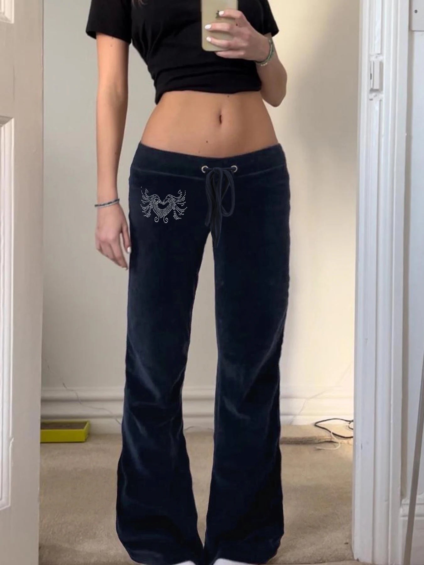American Retro Y2K Low Waisted Velvet Flared Pants Women Drawstring Tie Waist Heart Rhinestone Cute Casual Streetwear Trousers