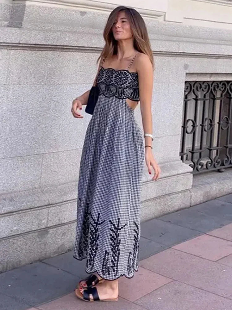 Fashion Embroidery Hollow Slip Dress Women Elegant Plaid Sleeveless Maxi Dresses  Spring Summer Lady New High Street Robe