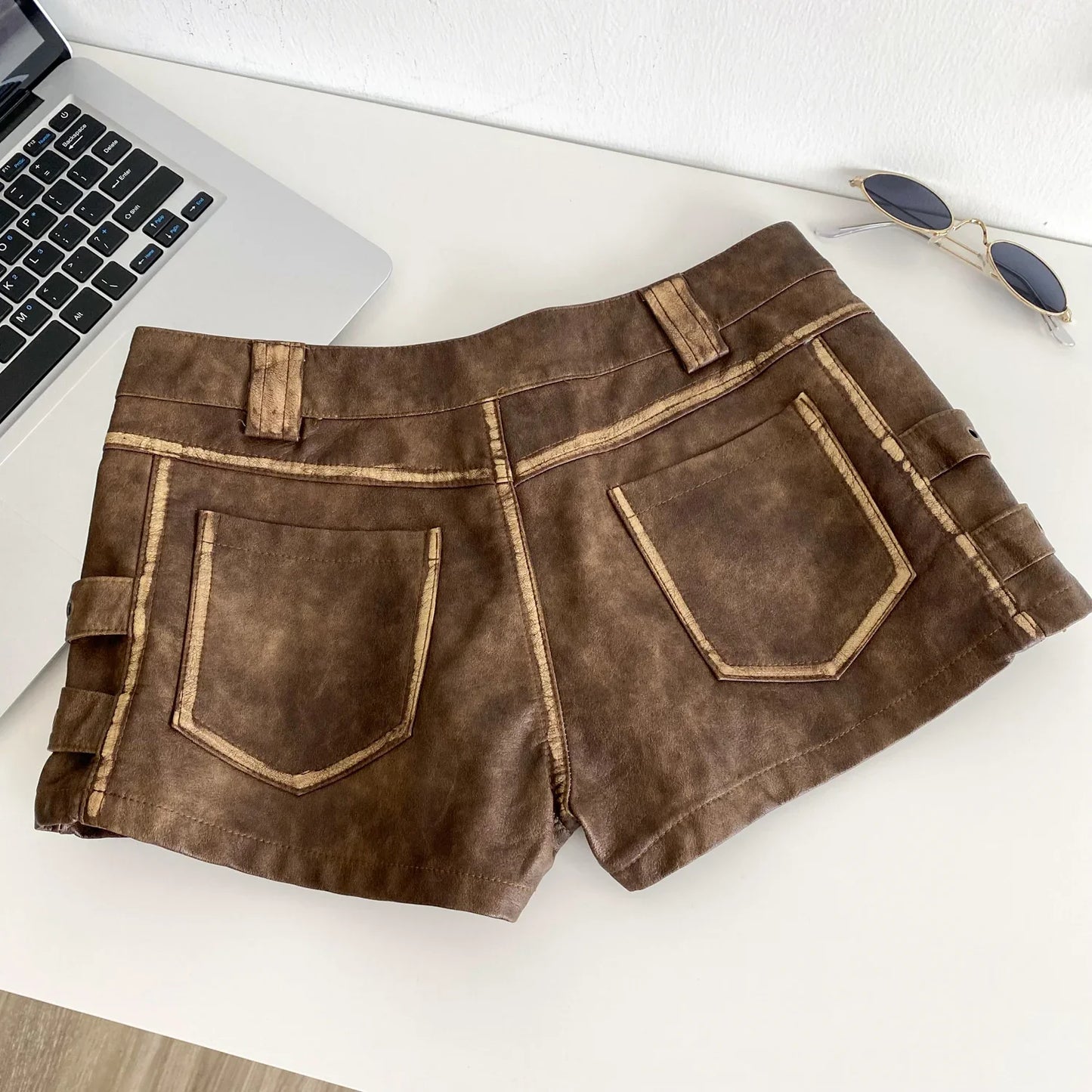 Vintage Zipper Detail Leather Shorts