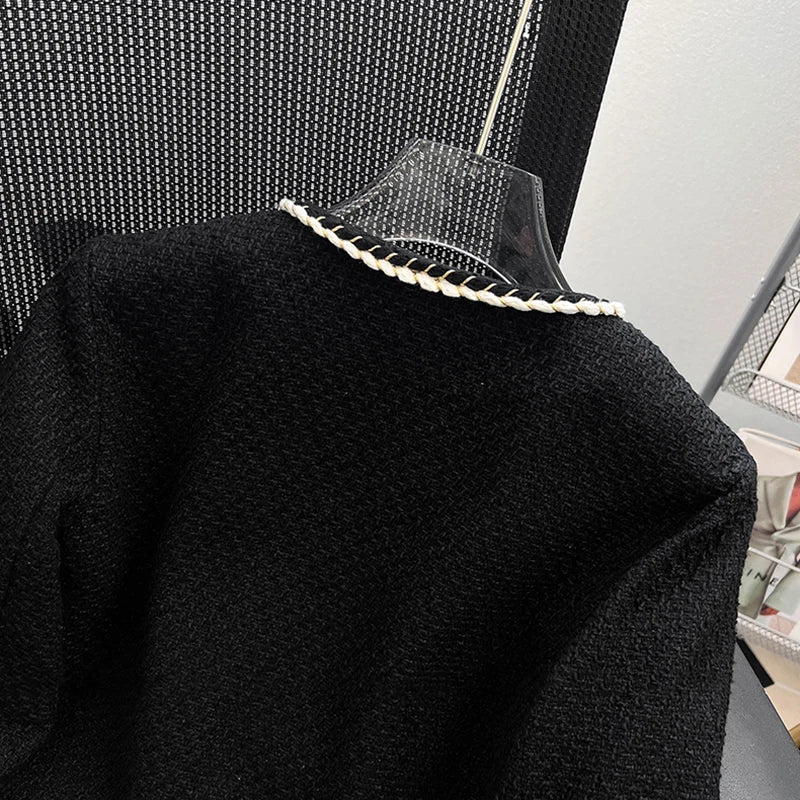Vintage Black Tweed Jacket Women Cropped Quilted Coat Elegant Commute Blazer Winter Ladies Korean Thicken Short Outerwear