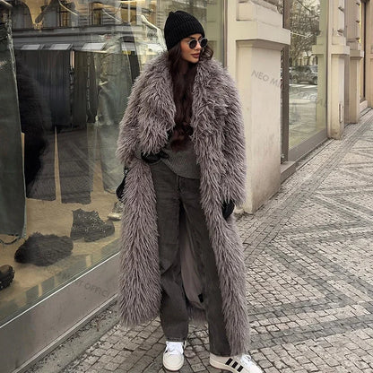 Extra Long Luxury Lamb Fur Teddy Coat Women  Winter Ladies Mob Wife Style Oversized Chunky Faux Fur Jacket Overcoat