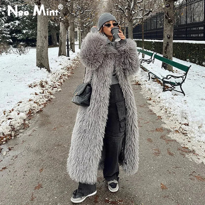 Extra Long Luxury Lamb Fur Teddy Coat Women  Winter Ladies Mob Wife Style Oversized Chunky Faux Fur Jacket Overcoat