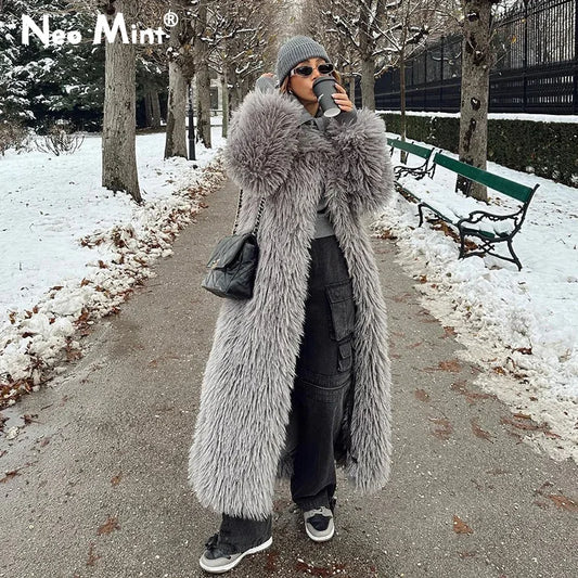 Extra Long Luxury Lamb Fur Teddy Coat Women  Winter Ladies Mob Wife Style Oversized Chunky Faux Fur Jacket Overcoat
