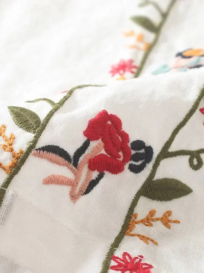 Fashion Flower Embroidery Cotton Linen Shirt Casual Summer Women O-neck Short Sleeve White Pullover Top Elegant Street Blouse
