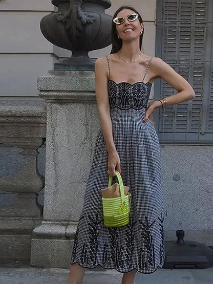 Fashion Embroidery Hollow Slip Dress Women Elegant Plaid Sleeveless Maxi Dresses  Spring Summer Lady New High Street Robe