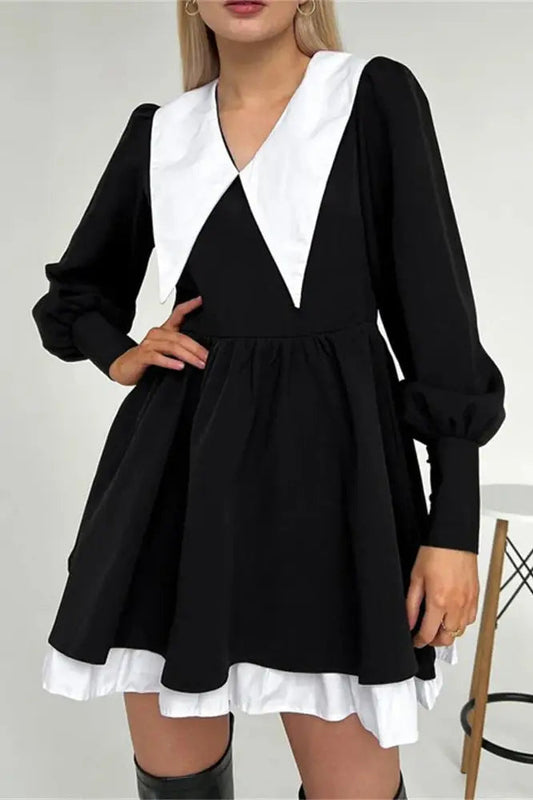 Vintage Mini Dress with Turn-Down Collar