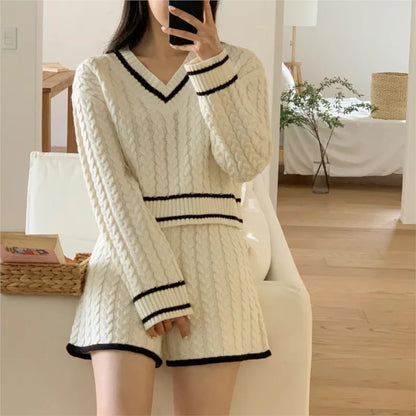 Autumn New Korean Fashion Knitted Two-piece Shorts Set V-neck Pullover Crop Top Solid Shorts Casual Pants Suit Female Clothing
