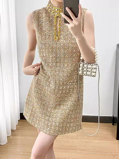 Elegant Tweed Beaded Stand Vest Dress Fashion Gold Hollowed Out Sleeveless Short Dresses Women 2025 New Spring Summer A8299