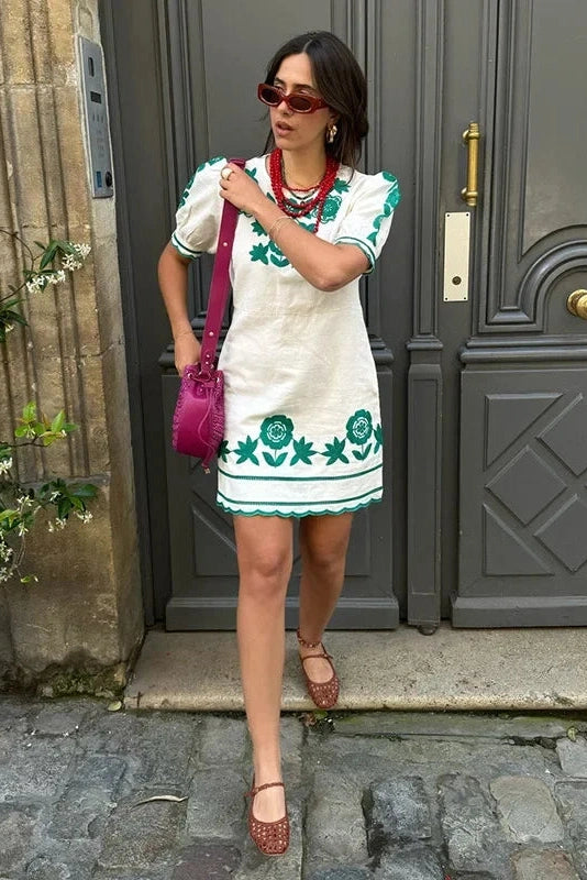 Short Sleeve Mini Dress with O-Neck and High Waist