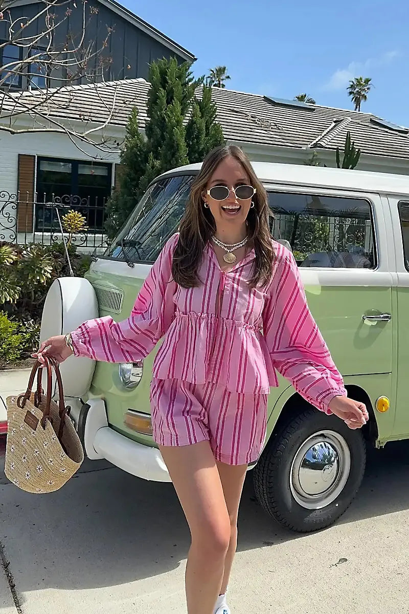 Conjuntos de camisa y pantalones cortos a rayas con mangas farol