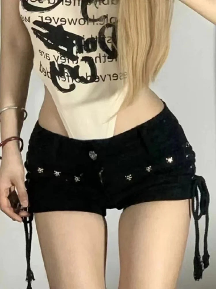 Skinny Fit Lace-Up Casual Shorts